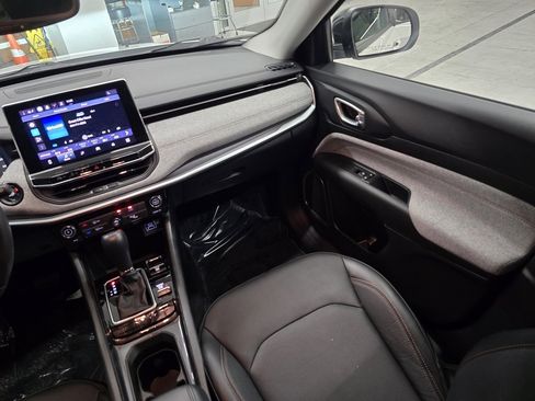 Certified 2022 Jeep Compass Latitude image 34