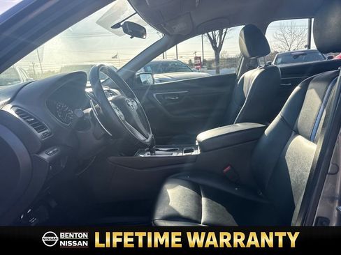 Used 2018 Nissan Altima 2.5 SR w/ SR Special Edition image 10