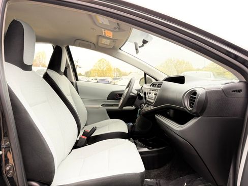 Used 2012 Toyota Prius C One FWD image 23