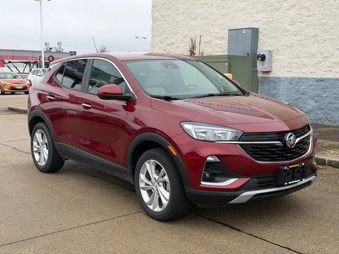 Used 2023 Buick Encore GX Preferred w/ Cold Weather Comfort Package AWD/4WD image 1