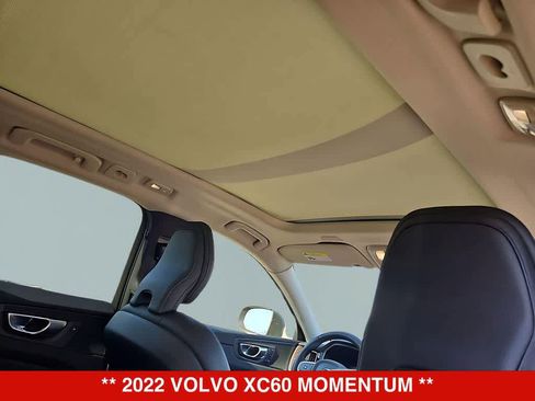 Used 2022 Volvo XC60 B5 Momentum AWD/4WD image 23