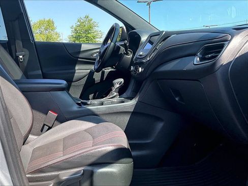 Used 2024 Chevrolet Equinox RS AWD/4WD image 22
