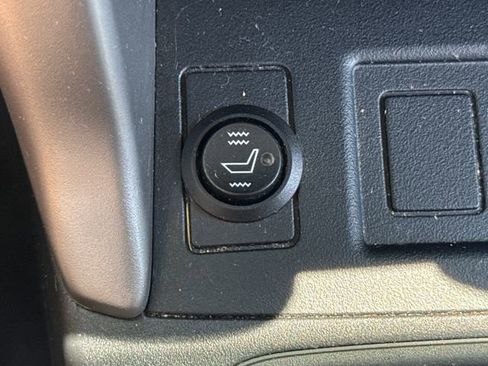 Used 2017 Subaru Forester 2.5i w/ Protection Package #1 AWD/4WD image 29