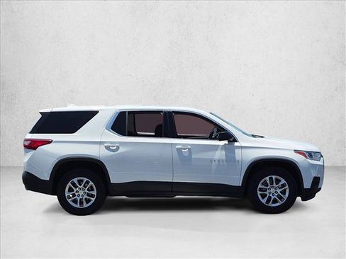 Used 2020 Chevrolet Traverse LS FWD image 4
