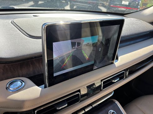 Certified 2022 Lincoln Aviator Reserve w/ Equipment Group 201A image 22