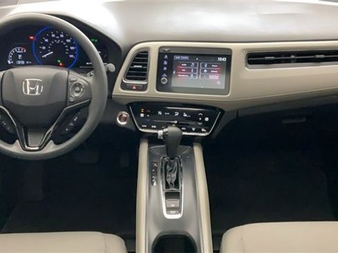Certified 2022 Honda HR-V EX image 3