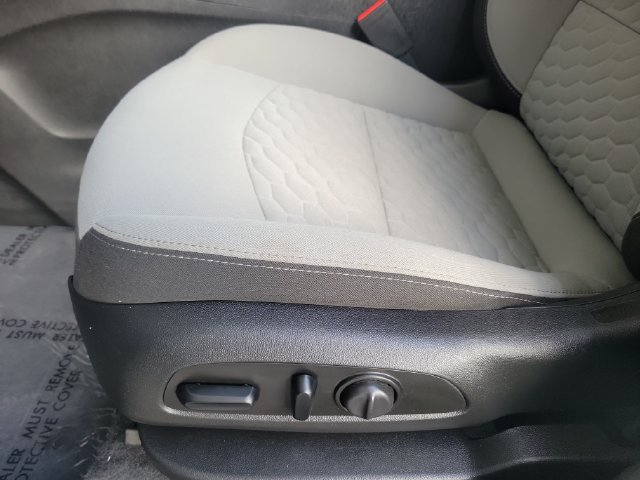 Used 2020 Chevrolet Equinox LS w/ LS Convenience Package FWD image 21