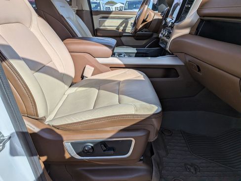 Used 2020 RAM 1500 Laramie image 20