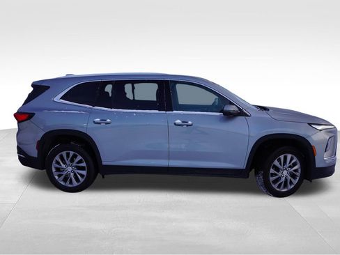 Certified 2025 Buick Enclave Preferred image 2