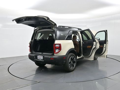 Used 2025 Ford Bronco Sport Outer Banks w/ Outer Banks Tech Package+ image 42