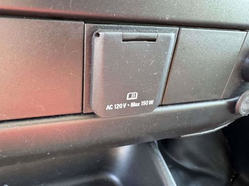 Used 2025 GMC Savana 2500 w/ Driver Convenience Package RWD image 32