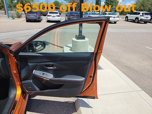 New 2024 Nissan Sentra SR w/ SR Premium Package image 17