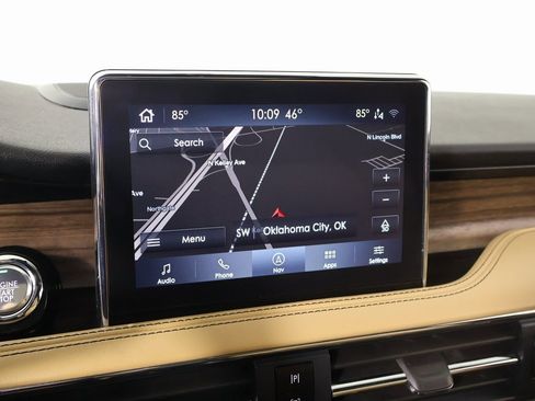 Used 2020 Lincoln Corsair Reserve w/ Equipment Group 201A image 7