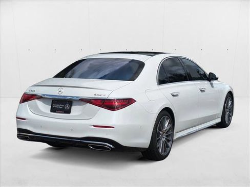 New 2025 Mercedes-Benz S 580 4MATIC Sedan image 2