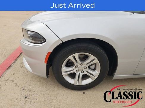 Used 2021 Dodge Charger SXT w/ Leather Interior Group image 13