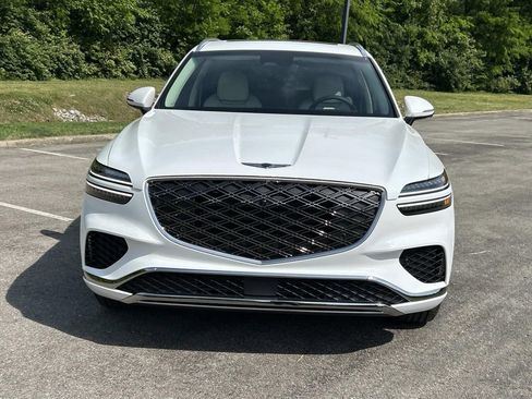 New 2026 Genesis GV70 2.5T Advanced image 2