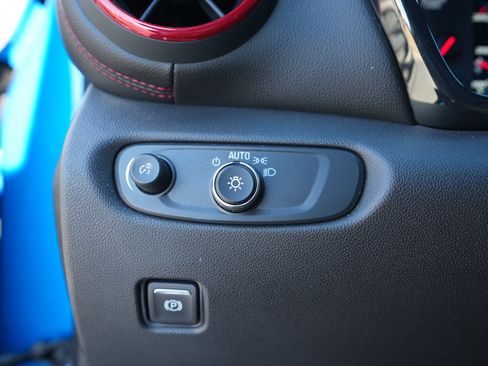 Used 2021 Chevrolet Blazer RS w/ Enhanced Convenience Package image 22