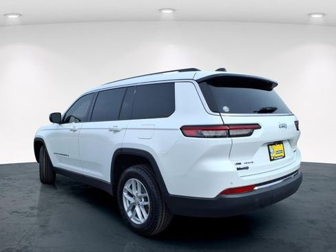 Used 2022 Jeep Grand Cherokee L Laredo w/ Luxury Tech Group I image 12