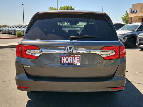 Used 2018 Honda Odyssey Elite image 6