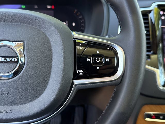 Certified 2024 Volvo XC90 B5 Plus AWD/4WD image 13