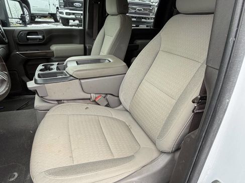 Used 2023 Chevrolet Silverado 3500 LT w/ Convenience Package image 32