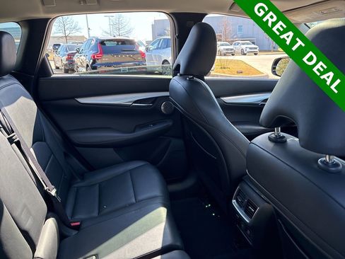 Used 2019 INFINITI QX50 Essential w/ Premium Heat Package image 11