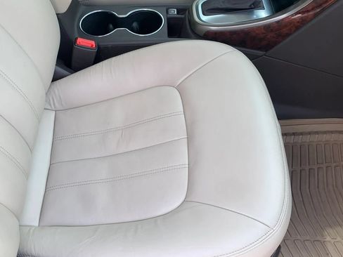 Used 2013 Buick Verano Leather FWD image 11