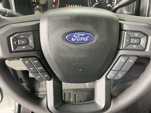 Used 2016 Ford F150 XLT image 18
