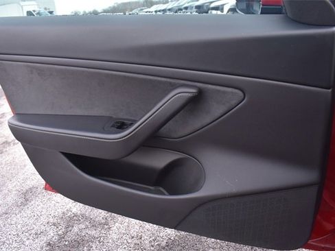 Used 2021 Tesla Model 3 Performance image 28