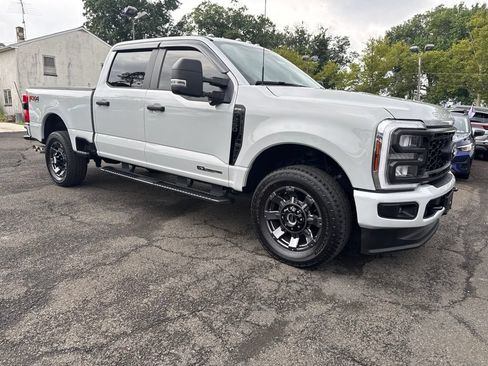 Used 2025 Ford F250 XL w/ STX Appearance Package AWD/4WD image 3