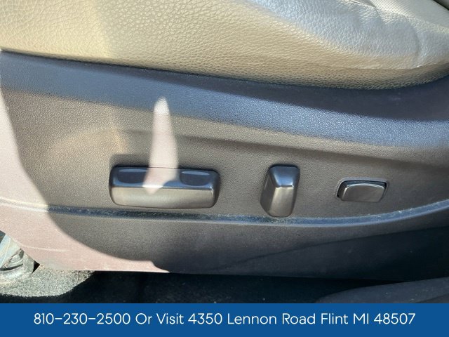 Used 2011 Hyundai Tucson Limited AWD/4WD image 16