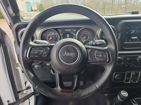 Used 2018 Jeep Wrangler Unlimited Sport S image 18