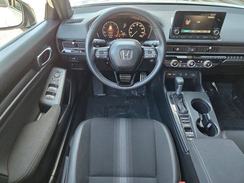 Used 2025 Honda Civic Sport image 12