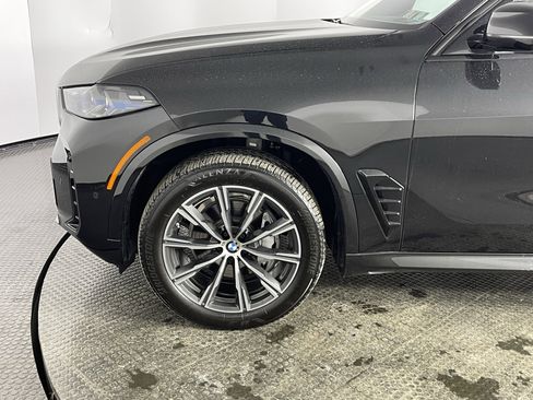 Certified 2025 BMW X5 xDrive40i w/ Executive Package image 4