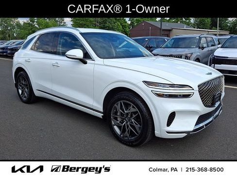 Used 2023 Genesis GV70 2.5T w/ Select Package AWD/4WD image 3