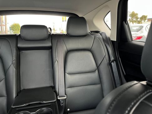 Used 2025 MAZDA CX-5 AWD 2.5 S w/ Select Package image 37