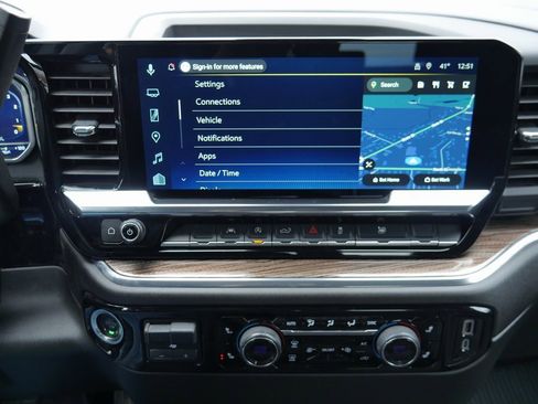 Used 2025 Chevrolet Silverado 1500 LT image 16