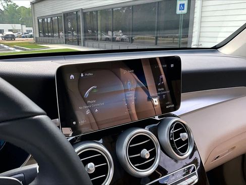 Used 2022 Mercedes-Benz GLC 300 image 34