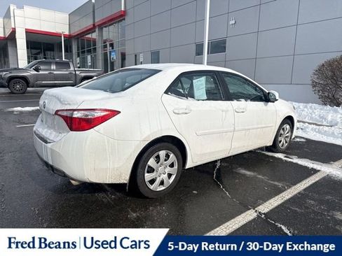Used 2016 Toyota Corolla LE image 4