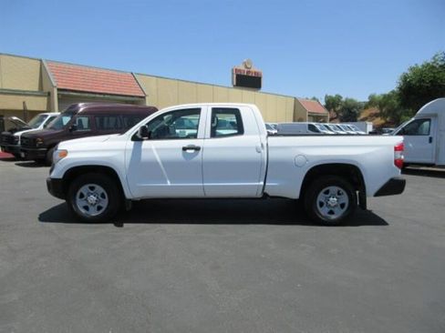Used 2016 Toyota Tundra SR w/ Tow Package RWD image 5