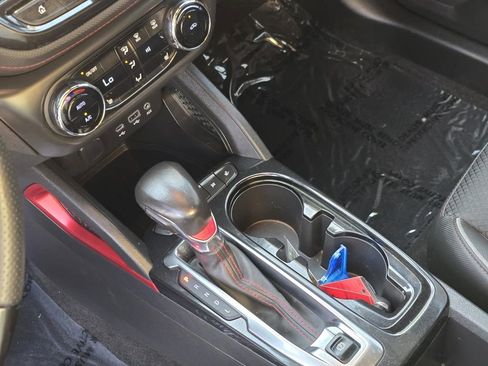 Used 2021 Chevrolet TrailBlazer RS w/ Convenience Package image 17