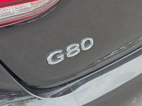 Used 2019 Genesis G80 3.3T Sport RWD image 11