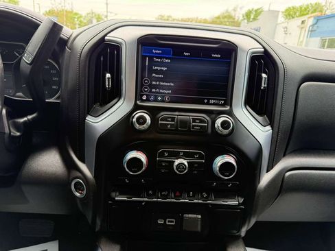 Used 2022 GMC Sierra 1500 Elevation AWD/4WD image 17