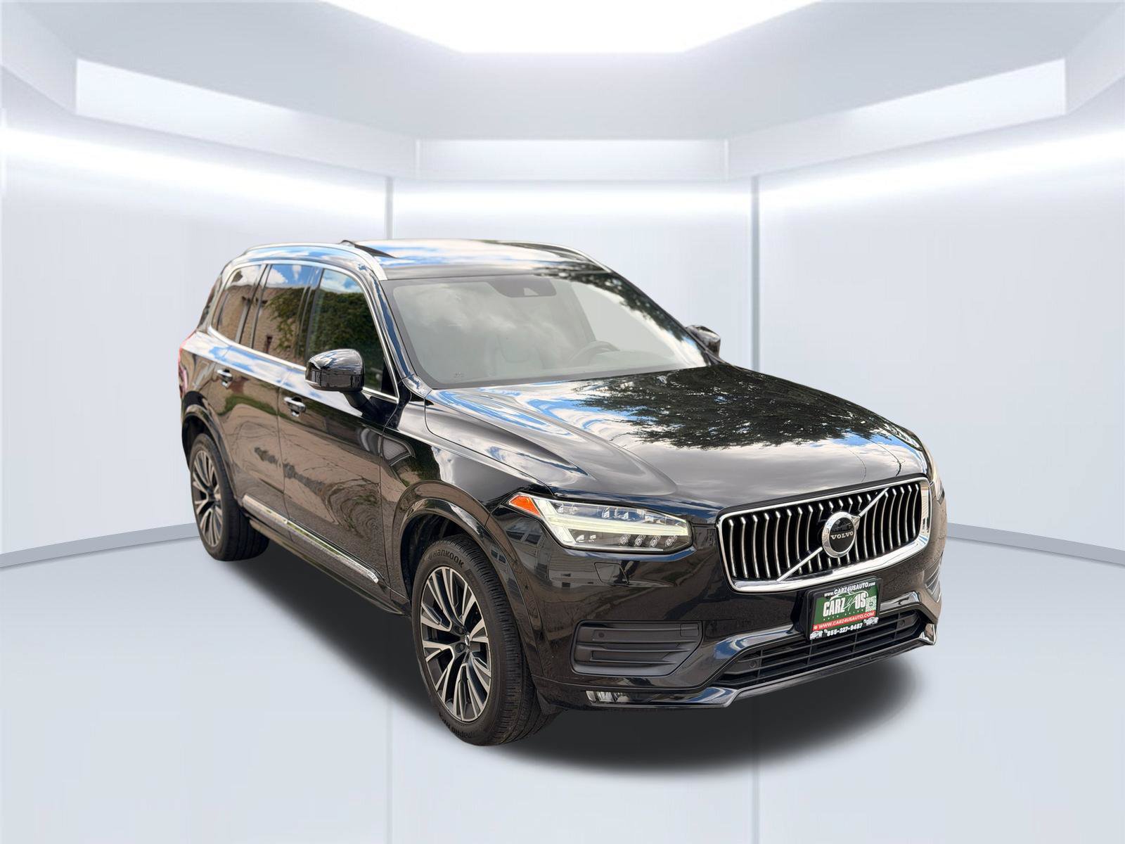 Used 2022 Volvo XC90 T5 Momentum w/ Climate Package AWD/4WD image 3
