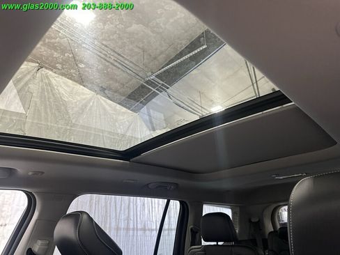 Used 2023 Jeep Grand Cherokee L Limited AWD/4WD image 12