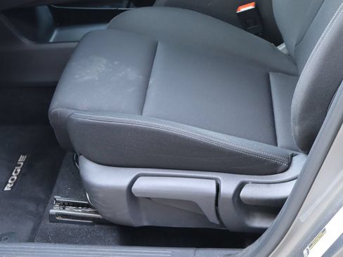 Used 2023 Nissan Rogue S FWD image 14