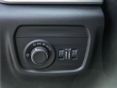 New 2026 Jeep Grand Cherokee L 4WD image 47