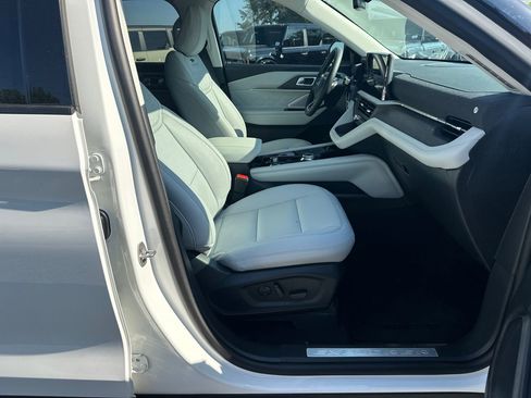 New 2026 Ford Explorer Platinum AWD/4WD image 43