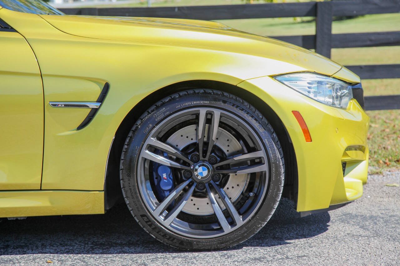 Used 2015 BMW M3 RWD image 26