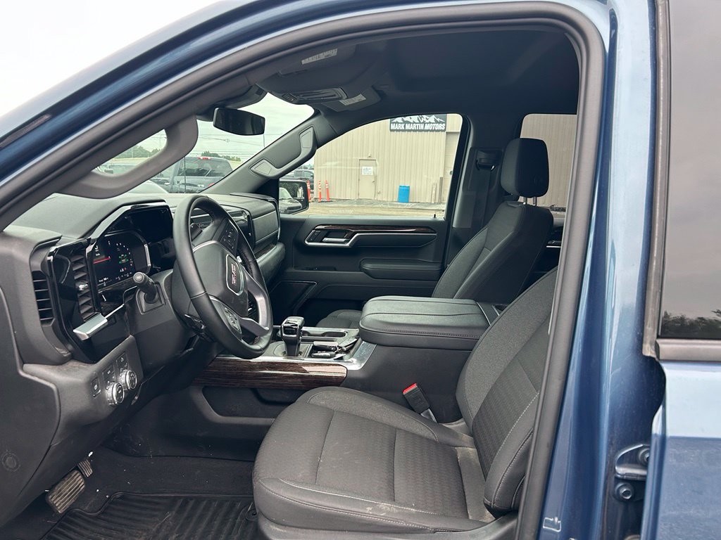 Used 2026 GMC Sierra 1500 Elevation AWD/4WD image 4